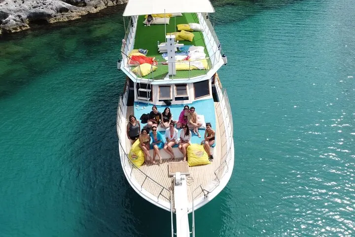 Excursión Privada en Barco de Día Completo a Kekova