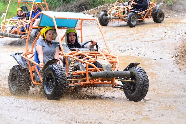 Antalya: Tour Combinado 4 en 1 de Rafting, Jeep Safari, Buggy & Tirolina