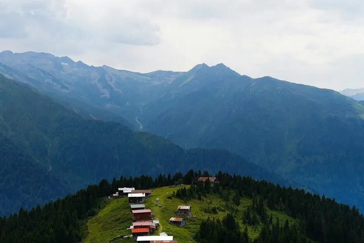Private Hıdırnebi Plateau and Çal Cave Tour from Trabzon