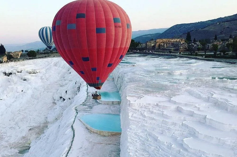 Fethiyeden Pamukkale Günübirlik Gezi, Sıcak Hava Balonu Turu ve Öğle Yemeği Dahil

