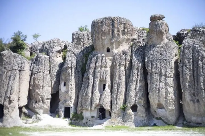 Visita al yacimiento arqueológico de Kilistra, en Konya