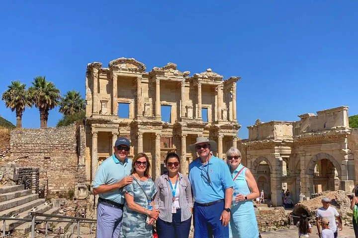 VISITA PRIVADA PARA PASSAJEROS DE CRUCEROS: La Casa de María (Meryemana) y Éfeso