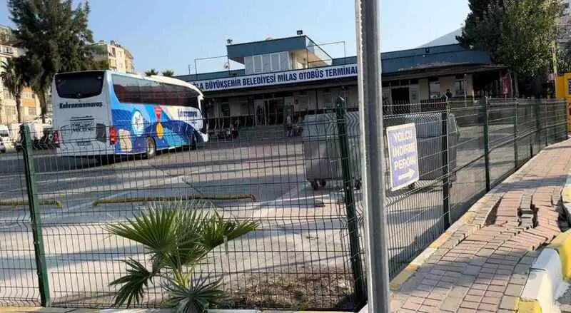 米拉斯巴士总站, 穆拉