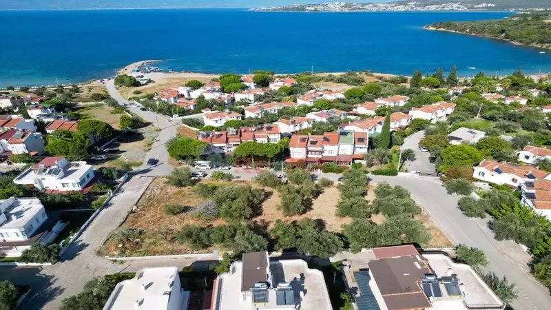 محطة حافلات جوميتش، باليكسير