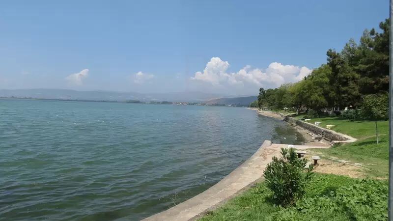 Lago İznik