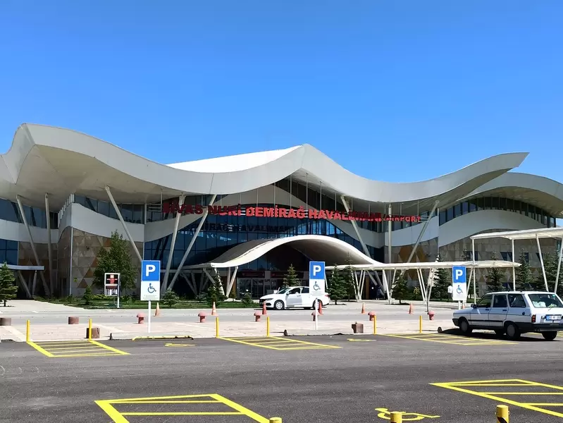 Sivas Nuri Demirağ Havalimanı