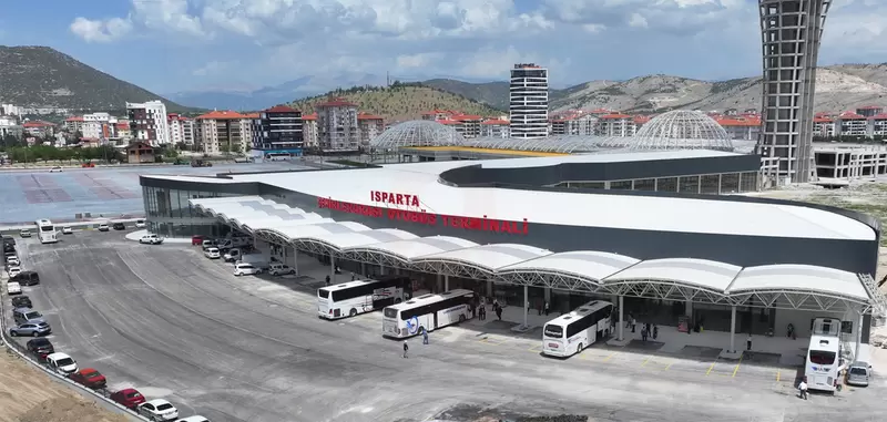 伊斯帕尔塔巴士总站