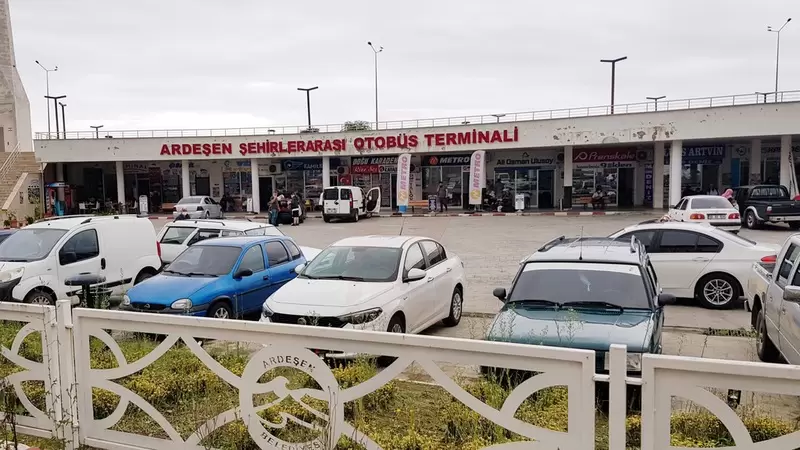 Gare routière d'Ardeşen, Rize