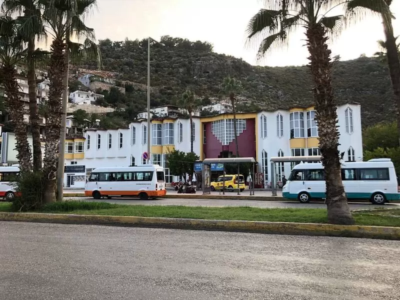 菲尼克巴士总站, 安塔利亚