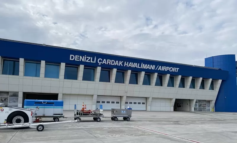 Aeropuerto Denizli Çardak
