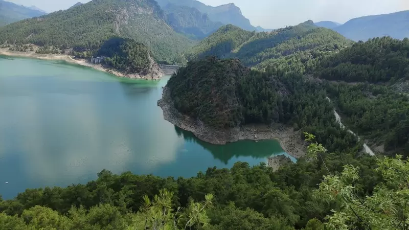 Плотина Каракаорен