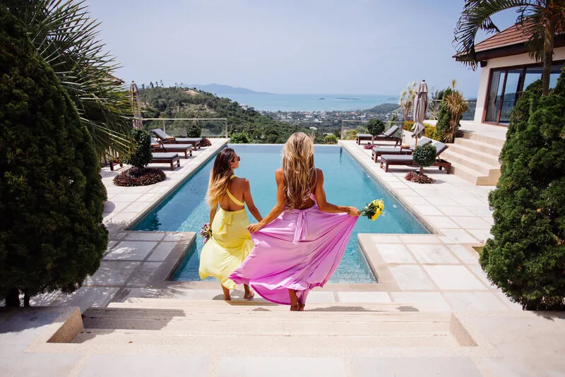 منتجعات فاخرة
