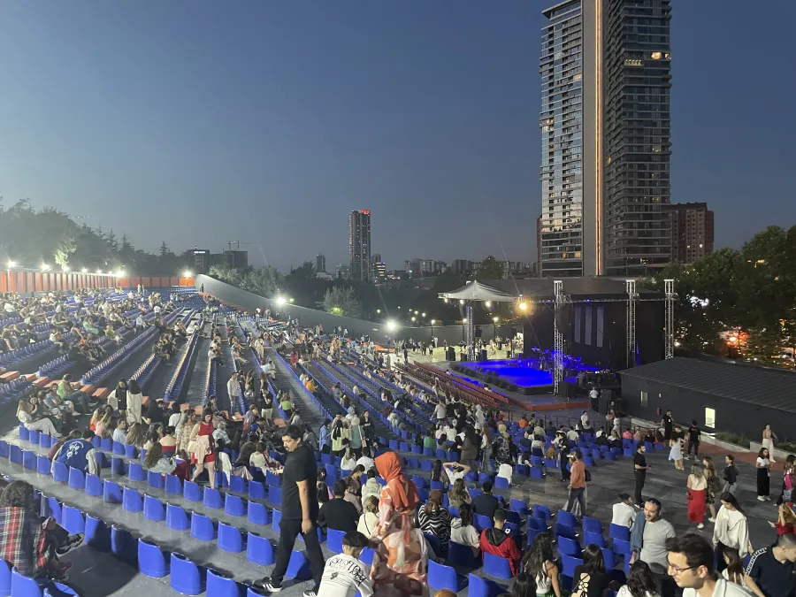 Oran Açık Hava Sahnesi