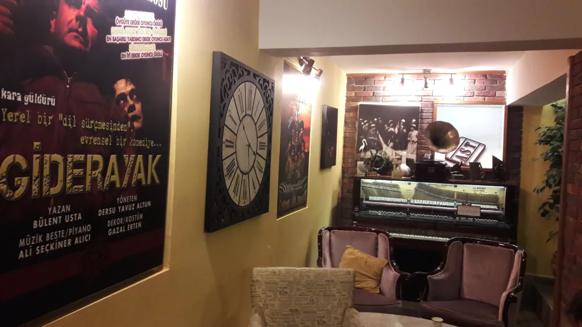 Ankara Sanat Tiyatrosu