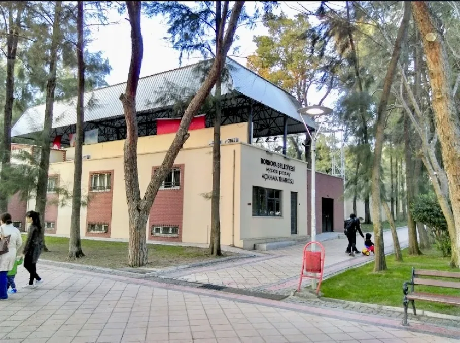 Bornova Ayfer Feray Open Air Theater