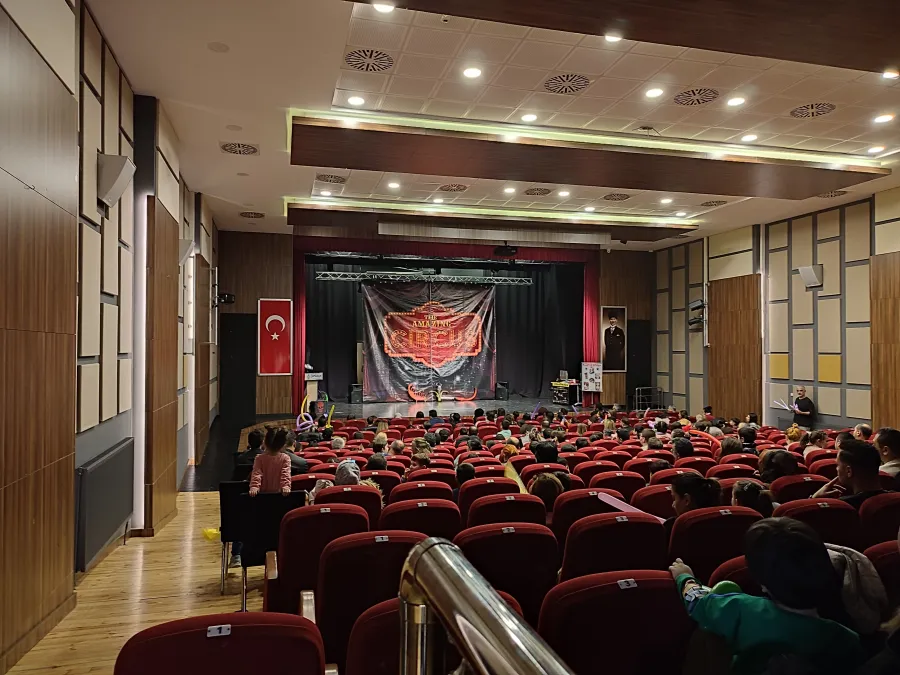 Yılmaz Güney Stage