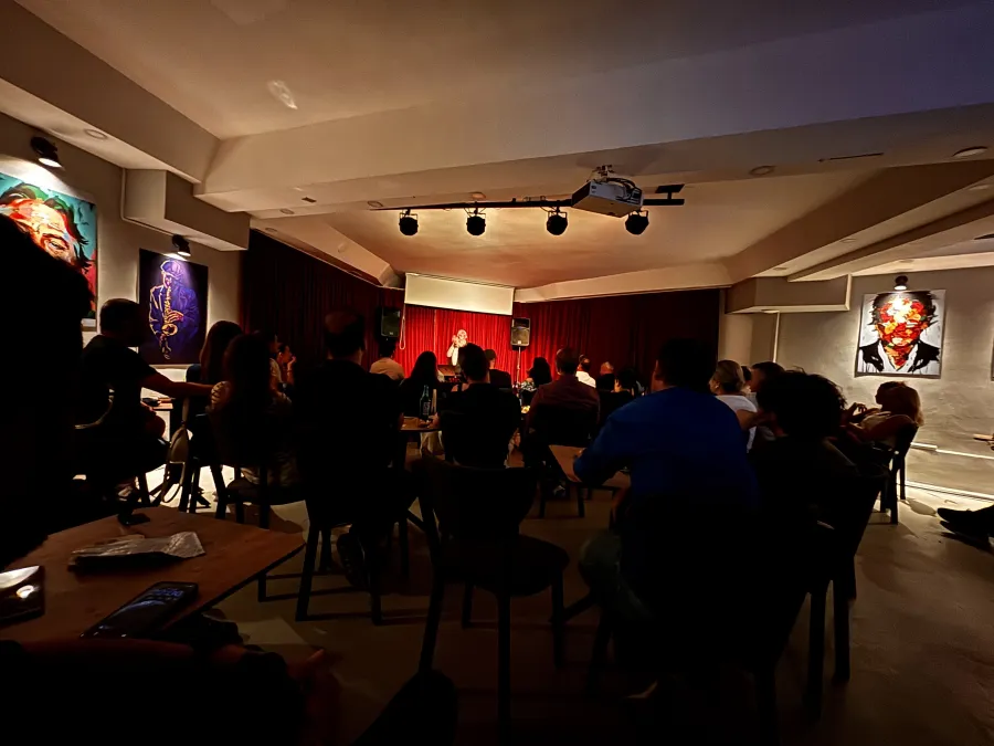 Cafe Theatre Koşuyolu