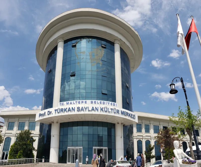 Türkan Saylan Kültür Merkezi