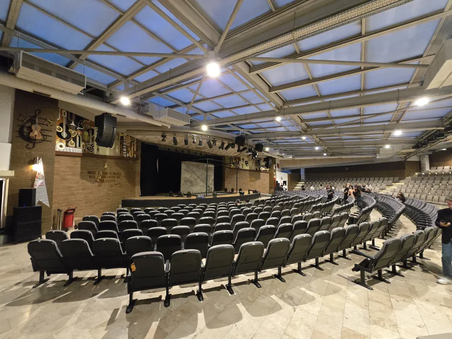 Bostanlı Karşıyaka Theatre