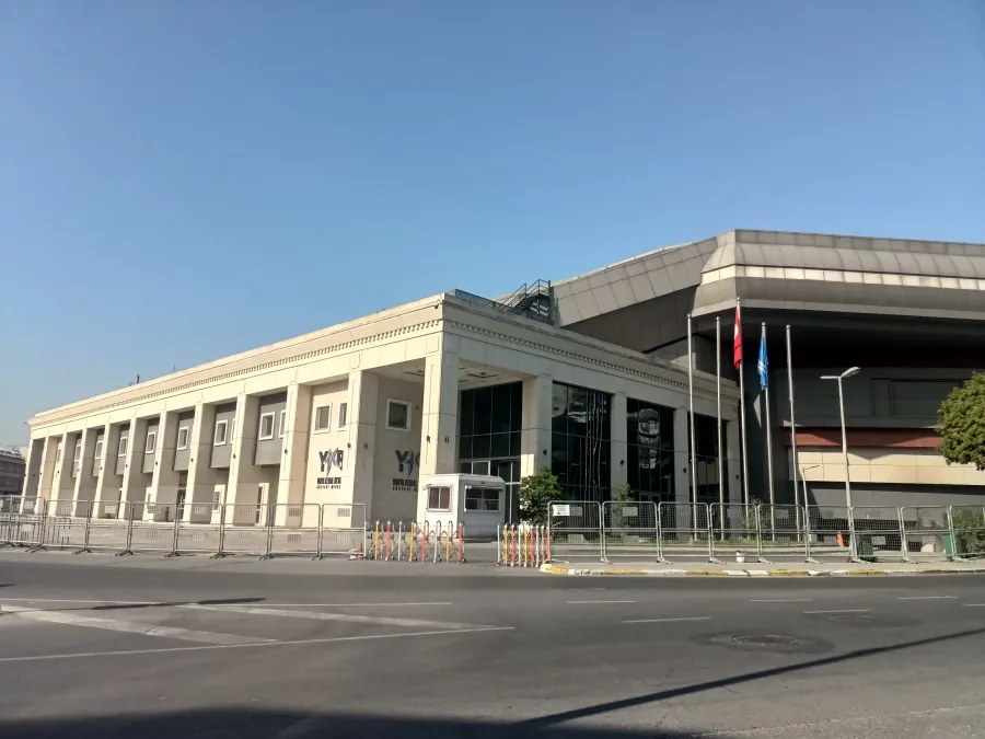 Yahya Kemal Beyatlı Gösteri Merkezi