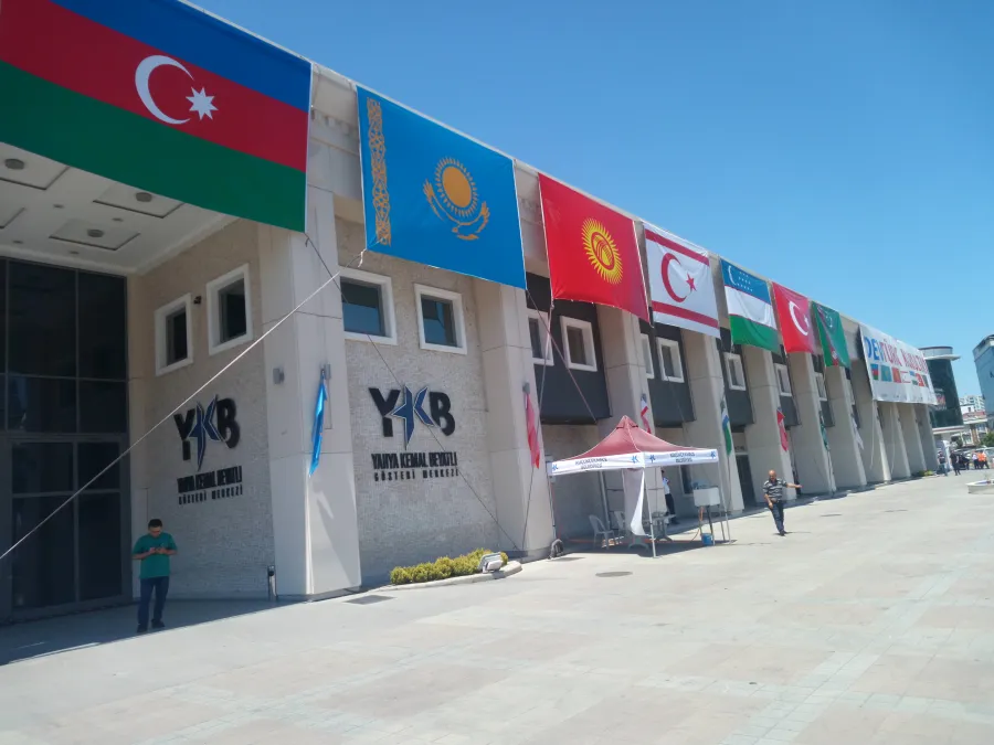 Yahya Kemal Beyatlı Gösteri Merkezi
