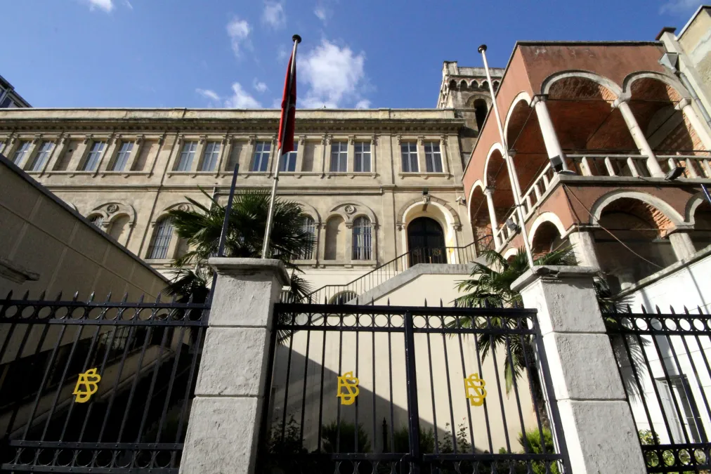 Saint Benoît Fransız Lisesi Silüet Salonu