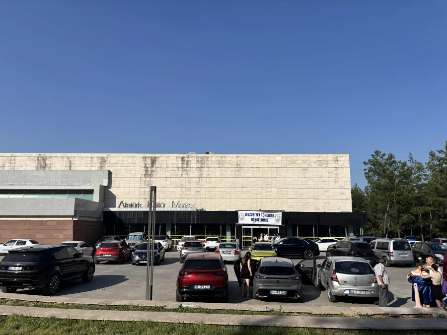 Sıtkı Koçman Üniversitesi AKM - A Salonu