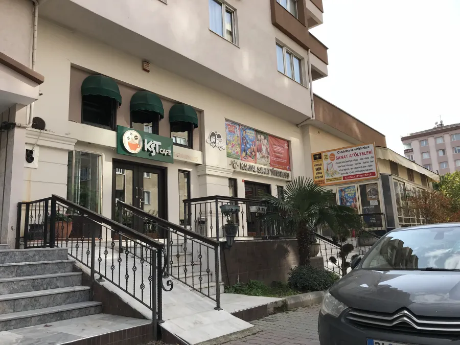 Kartal Sanat Tiyatrosu Salonu