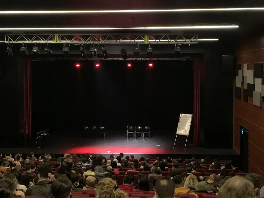 Trump Stage
