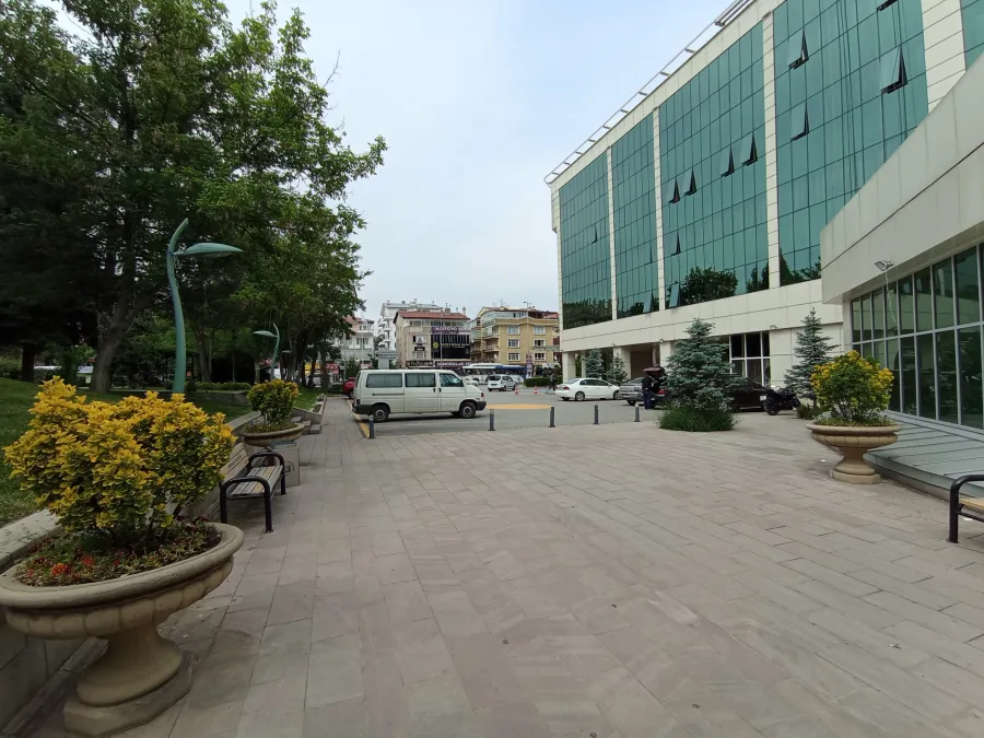 Yenimahalle Bld.4 Mevsim Tiyatro Salonu