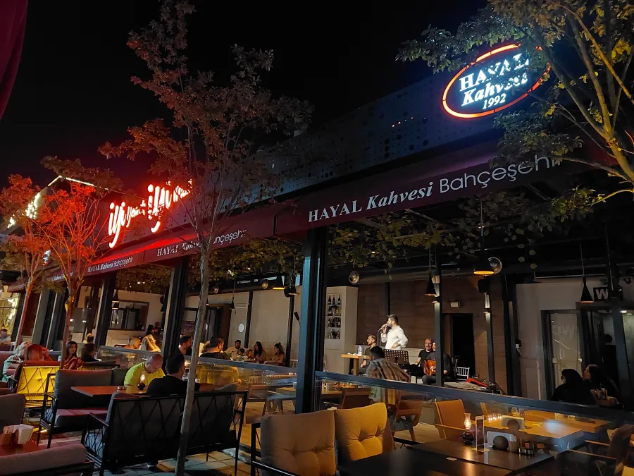 Hayal Kahvesi Bahçeşehir