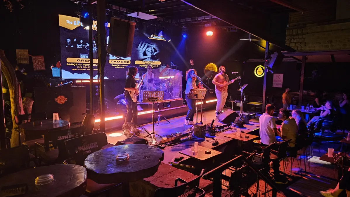 Sponge Pub Kaleiçi