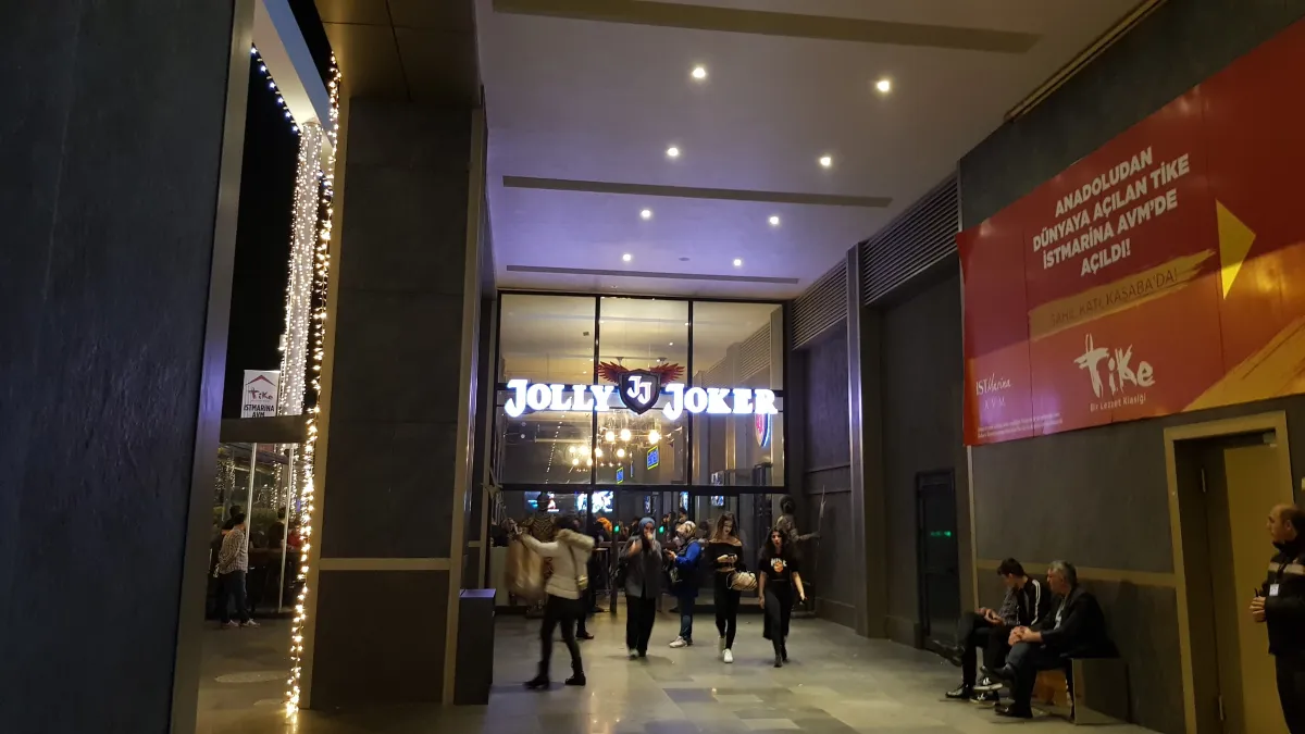 Jolly Joker Kartal İstMarina