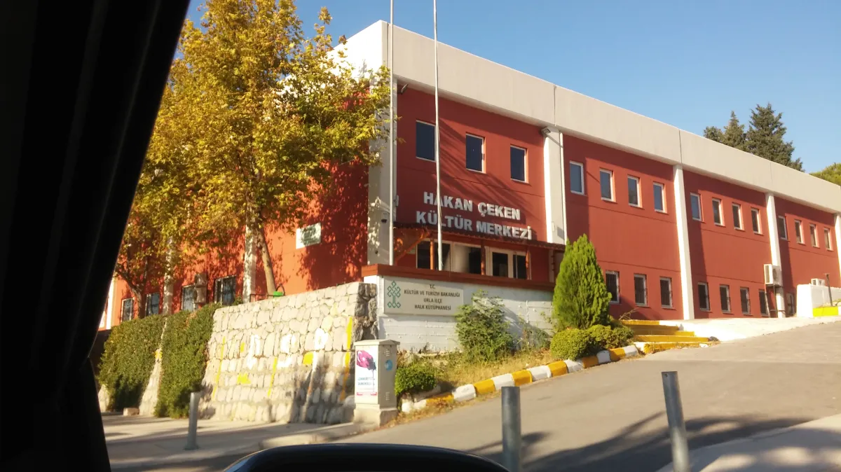 Hakan Çeken Kültür Merkezi