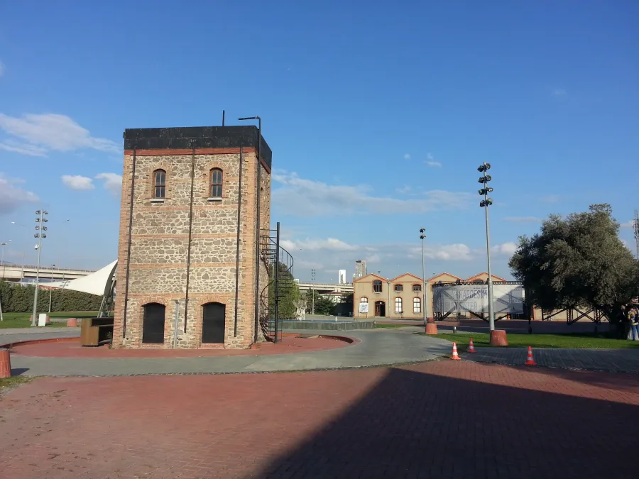 Tarihi Havagazı Fabrikası