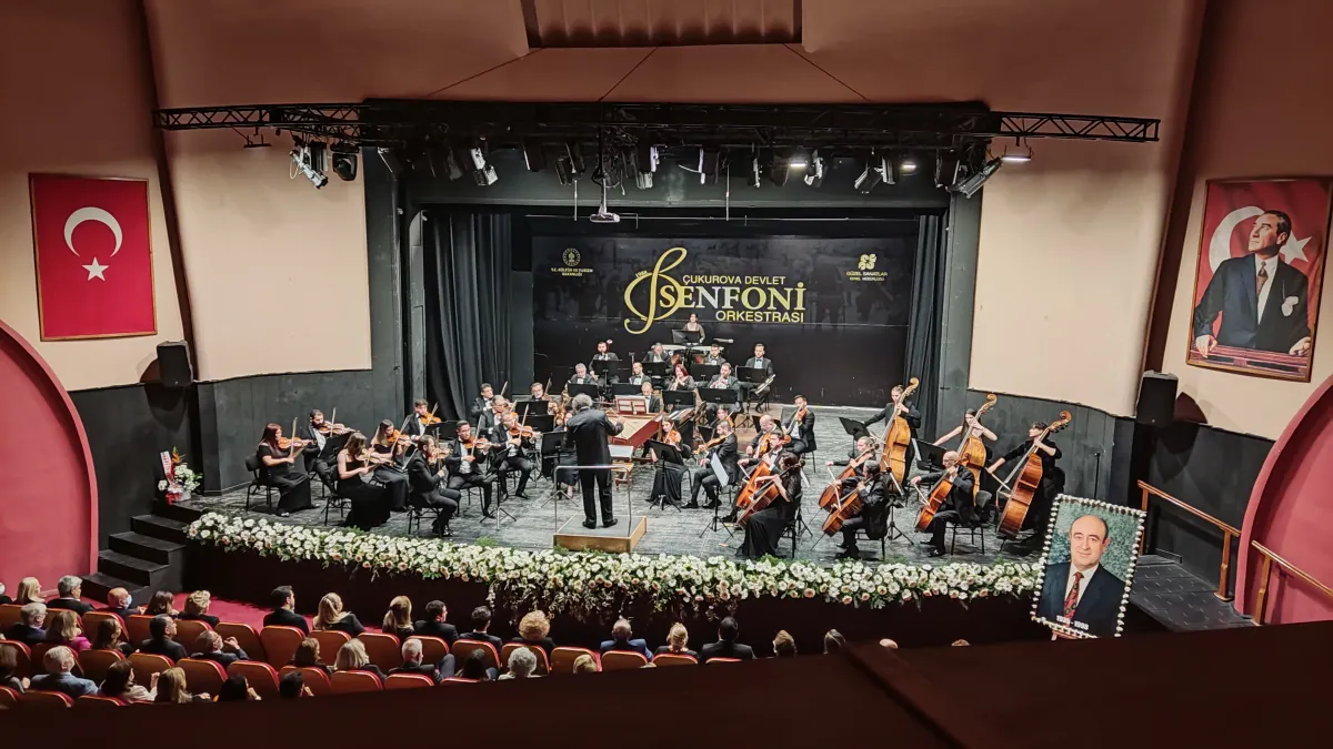 Adana Büyükşehir Belediyesi Tiyatrosu