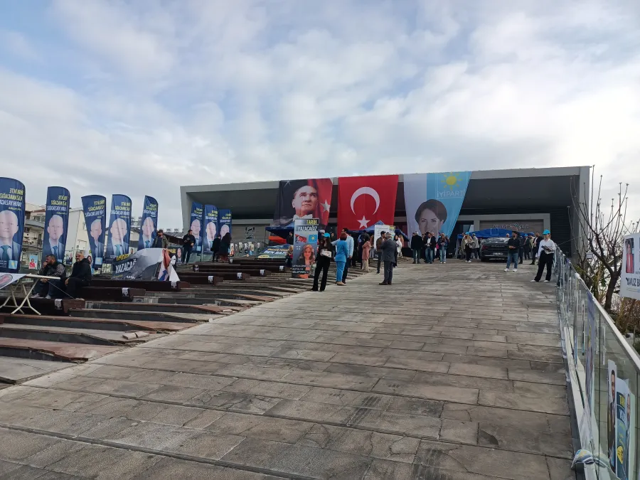 Konyaaltı Belediyesi Nazım Hikmet Kongre ve Fuar Merkezi - Antalya