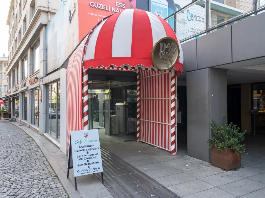 Dada Salon Kabarett