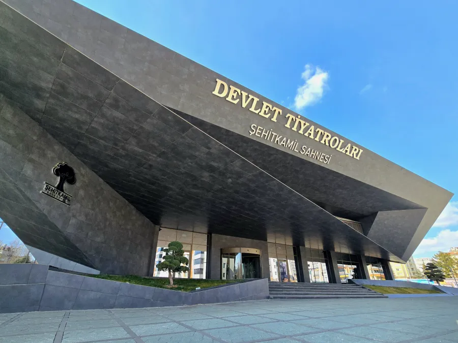 Devlet Tiyatroları Şehitkamil Sahnesi